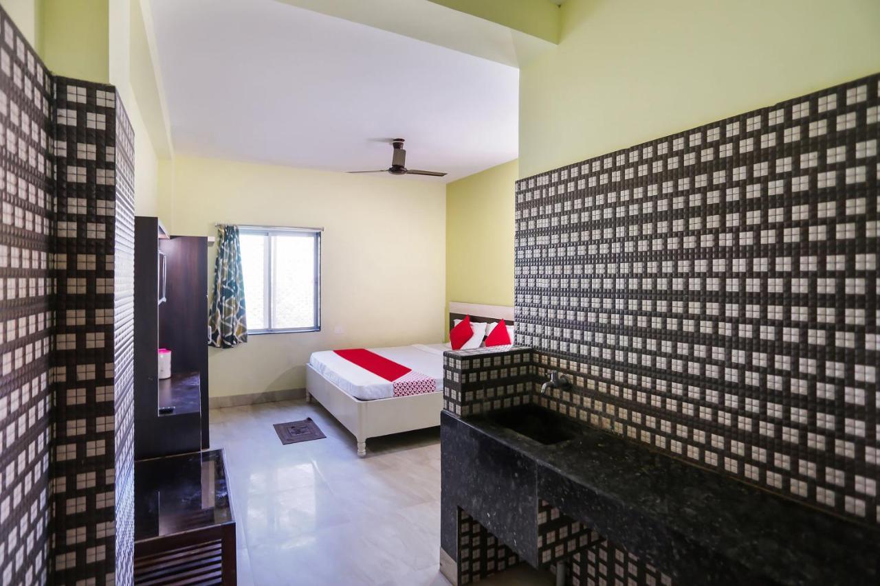 Oyo 68370 Subhalaxmi