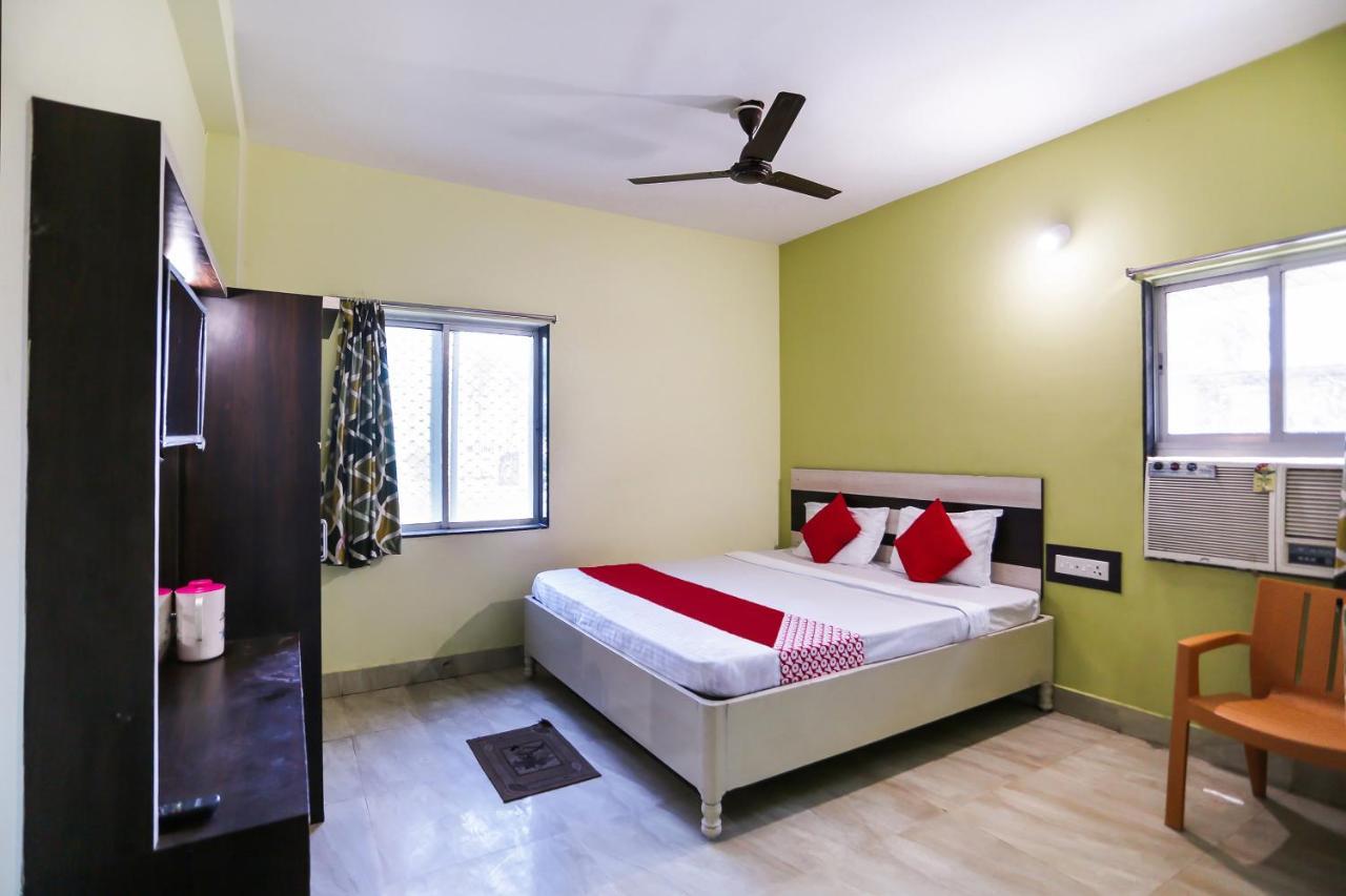 Oyo 68370 Subhalaxmi 3*